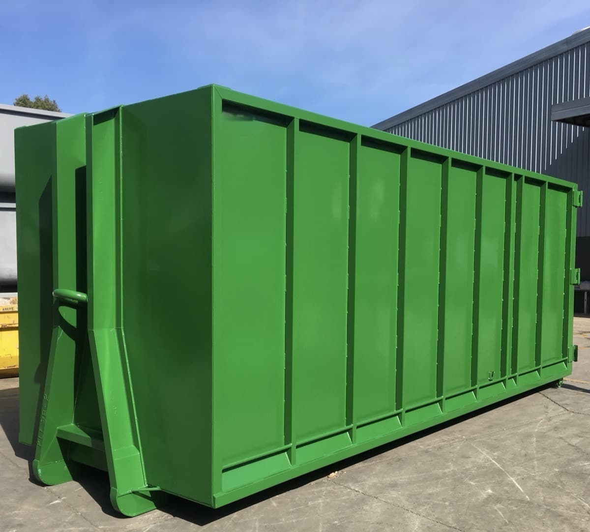Rib sided hooklift bin in green - tall profile